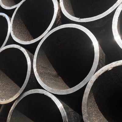 API 5L ASTM A53/A525 Sch40 Gr B 表 80 炭素鋼管 ERW 溶接 黒丸鋼管 12M 標準の長さ