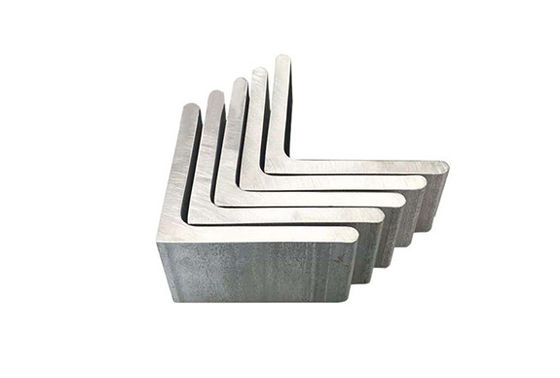 構造建材ソリューションのための鋼鉄の鉄筋棒 75x50 304角