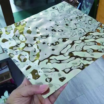 ASTM 標準 熱巻き 1mm-5mm 波紋型ステンレス鋼板 水面波紋型 彩色のステンレス鋼板
