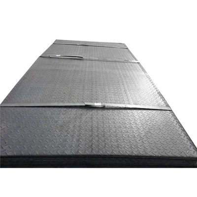 Q235 A105 A36 St52 中等軽鋼 12mm 3mm 炭素鋼のパターンプレート 容量 ± 1% 容量精度の高い平板