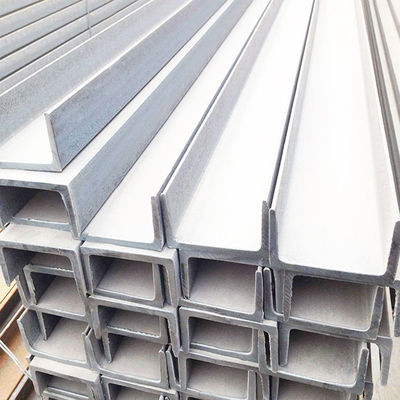 切断サービス 高加工可能性 熱巻き冷たく形成されたポートカーボン鋼チャネル 40*40*10バー 価格と重量4.5-14.5mm