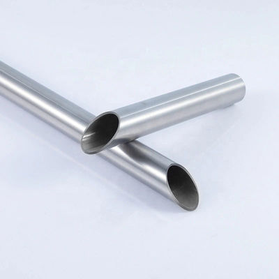304長方形ステンレス鋼管 無縫 22.8mm の無縫チューブ s304 鋳造された表面に切断