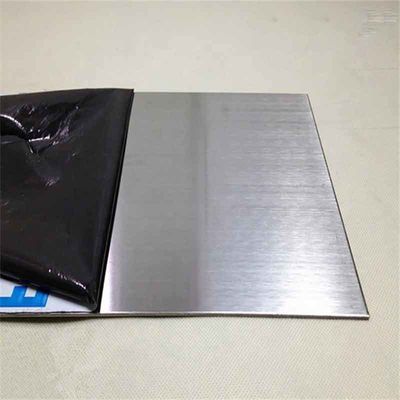 必要な長さ 900-1000mm 必要な厚さ 1.2-2.0mm エネルギー 冷式ロール構造鋼 チェッカーシート 1.8-8.0mm
